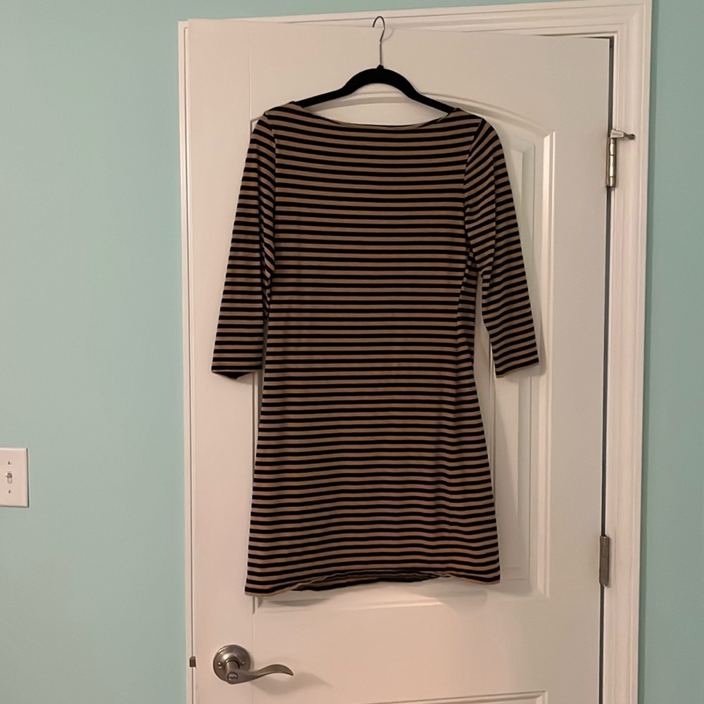 Early 2000’s adorable fitted stretchy striped 3/4 sleeve dress